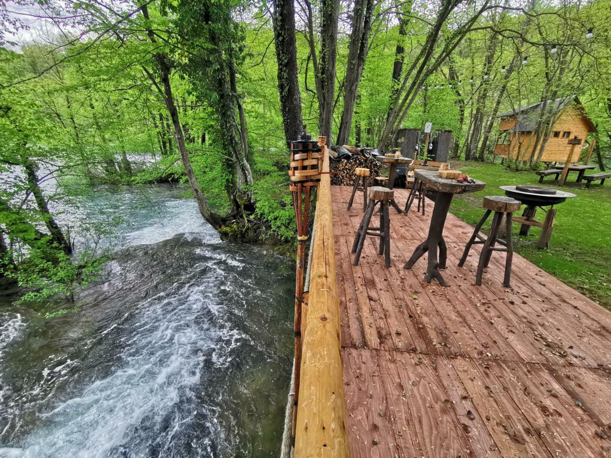 Riverland Gornji Zvecaj Ngoại thất bức ảnh