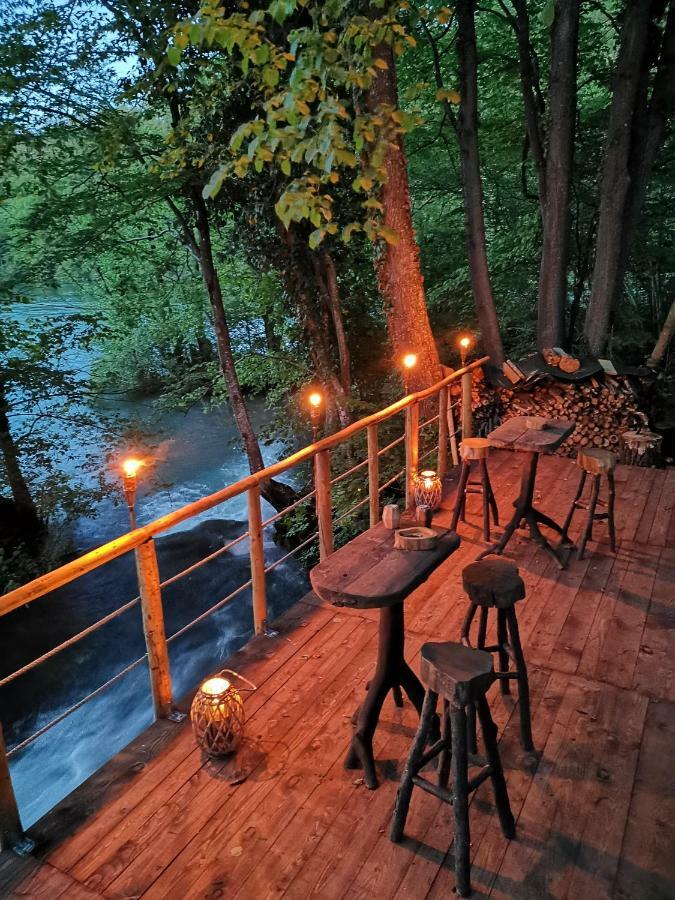 Riverland Gornji Zvecaj Ngoại thất bức ảnh